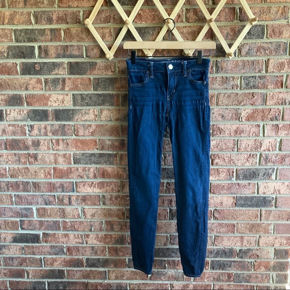 { AEO } Dark Wash Super Stretch Skinny Jeggings Jeans - Picture 1 of 11